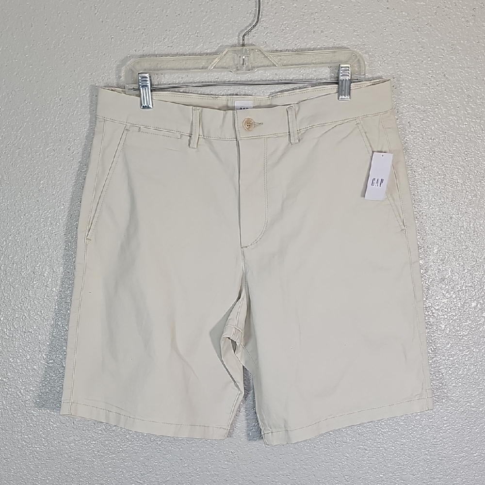 GAP Casual Shorts.